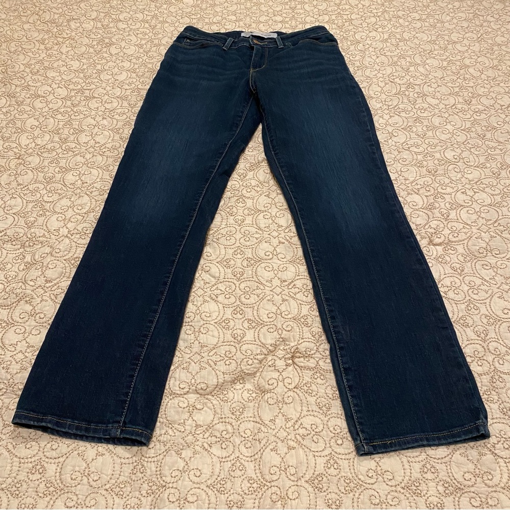 Signature Levi Strauss Women’s Mid Rise Slim Jeans
